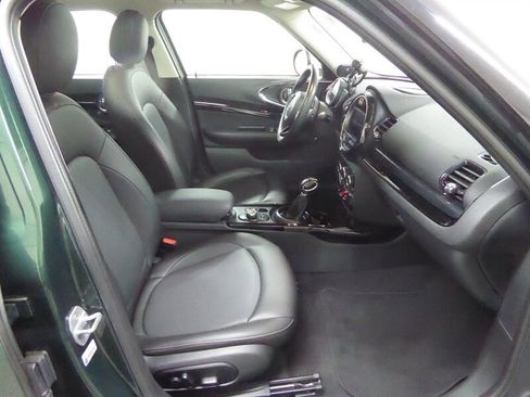 Used 2019 MINI Cooper Clubman ALL4 w/ Premium Package image 24