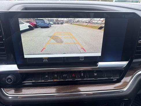 Used 2024 Chevrolet Silverado 1500 LT image 15