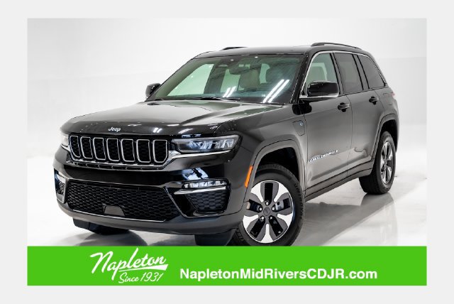 Used 2022 Jeep Grand Cherokee Limited 4xe AWD/4WD image 1