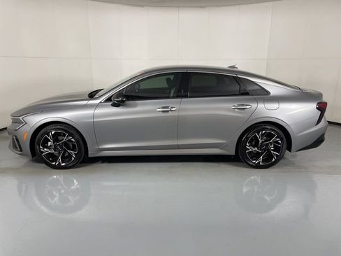 New 2026 Kia K5 GT-Line image 5