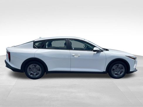 Used 2025 Kia K4 FWD image 6