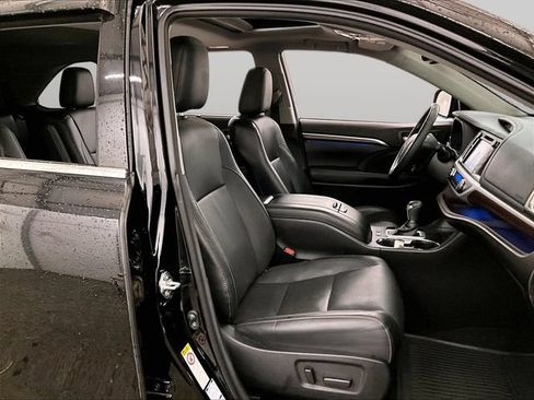 Used 2016 Toyota Highlander Limited AWD/4WD image 7