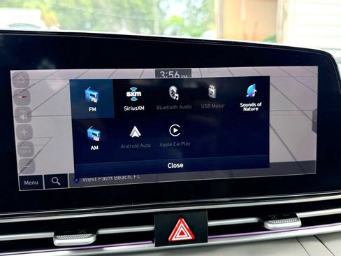 Used 2024 Hyundai Elantra SEL FWD image 23