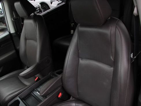 Used 2019 Honda Odyssey EX-L image 5