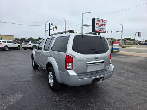 Used 2010 Nissan Pathfinder S AWD/4WD image 5