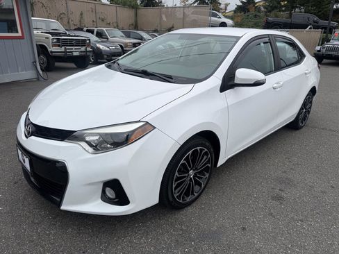 Used 2015 Toyota Corolla S image 1