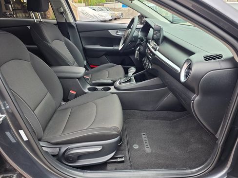 Used 2024 Kia Forte LXS FWD image 15