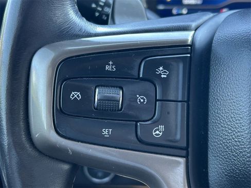 Used 2022 Chevrolet Silverado 1500 High Country w/ Technology Package image 40