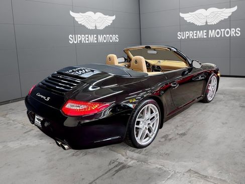 Used 2011 Porsche 911 Carrera S image 2