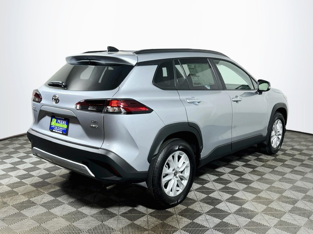 New 2026 Toyota Corolla Cross LE w/ Moonroof Package AWD/4WD image 7