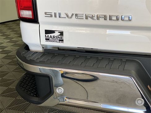 Certified 2024 Chevrolet Silverado 2500 LTZ w/ LTZ Convenience Package image 39