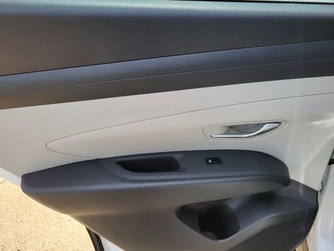 New 2026 Hyundai Tucson SEL FWD image 10