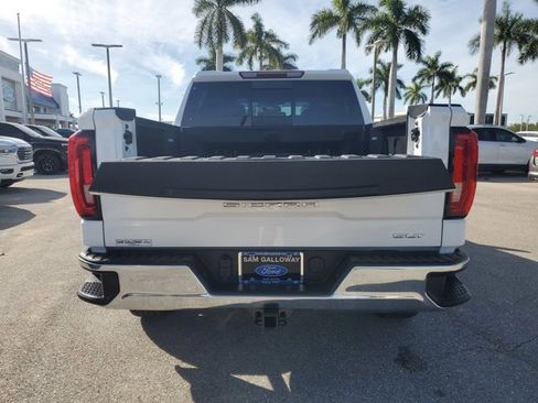 Used 2020 GMC Sierra 1500 SLT w/ SLT Premium Package image 14