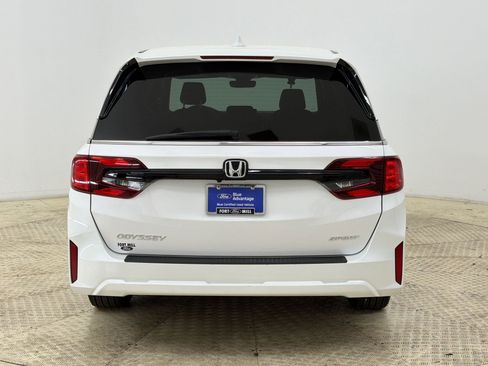 Used 2025 Honda Odyssey Sport-L image 10