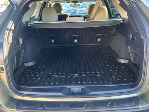 Certified 2025 Subaru Outback Premium w/ Popular Package #1A image 11