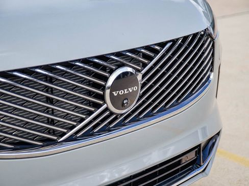 New 2026 Volvo XC90 T8 Ultra w/ Protection Package Premier AWD/4WD image 11