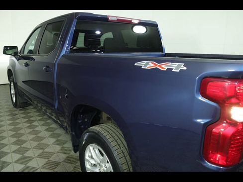 Used 2021 Chevrolet Silverado 1500 LT image 17