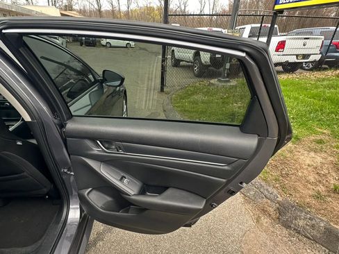 Used 2020 Honda Accord LX image 27