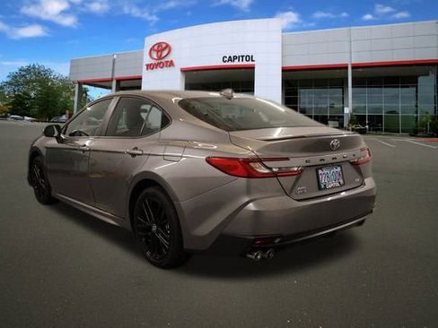 Certified 2025 Toyota Camry SE image 6