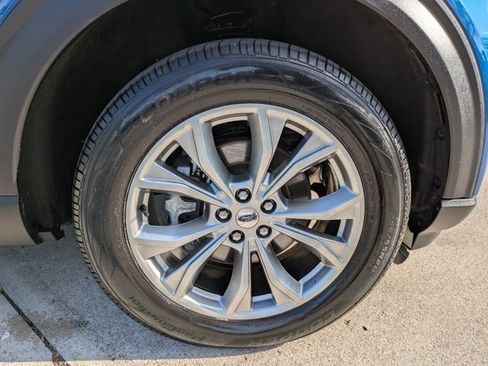 Certified 2023 Ford Explorer Limited w/ Equipment Group 301A image 11