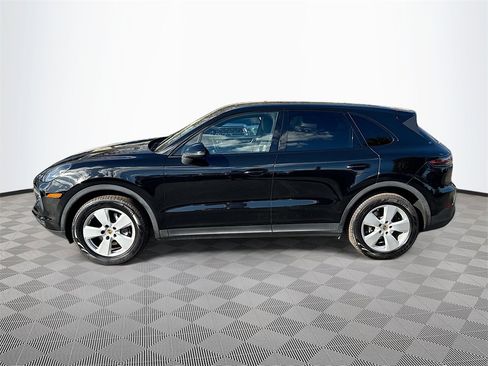 Used 2019 Porsche Cayenne image 9
