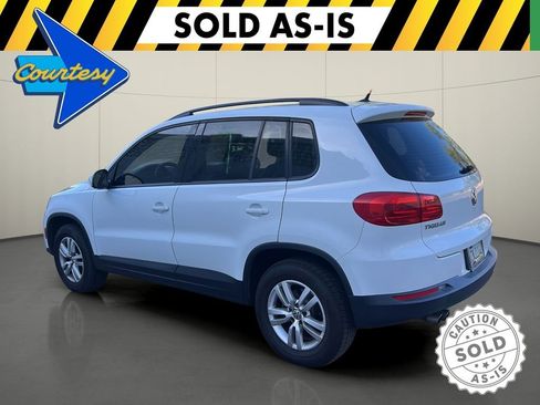 Used 2016 Volkswagen Tiguan S image 5