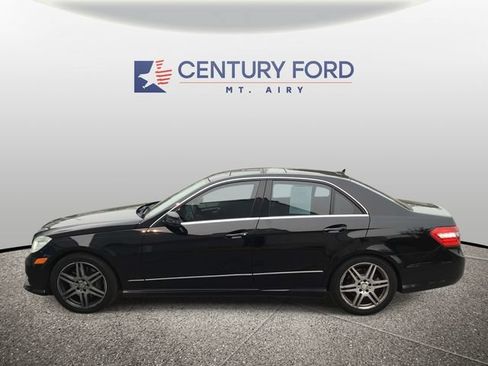 Used 2010 Mercedes-Benz E 550 4MATIC Sedan image 6