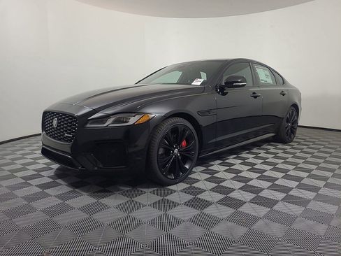 Used 2024 Jaguar XF R-Dynamic SE image 1