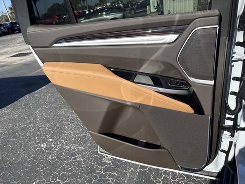 New 2026 Cadillac Escalade Luxury w/ Touring Package image 11