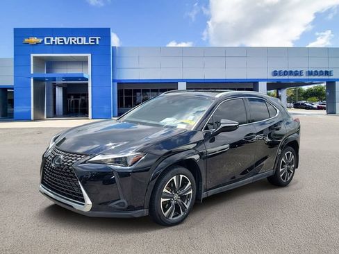 Used 2024 Lexus UX 250h FWD w/ Premium Package image 2
