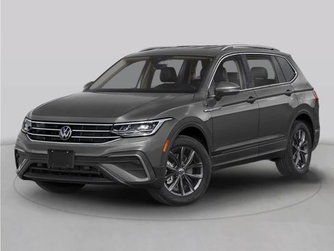 Used 2024 Volkswagen Tiguan SE R-Line AWD/4WD image 1