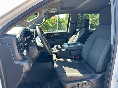 Certified 2024 Chevrolet Silverado 1500 LT AWD/4WD image 16