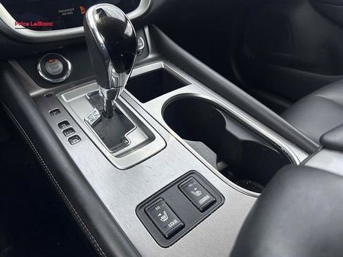 Used 2023 Nissan Murano SV FWD image 25