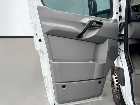 Used 2016 Mercedes-Benz Sprinter 3500 image 29