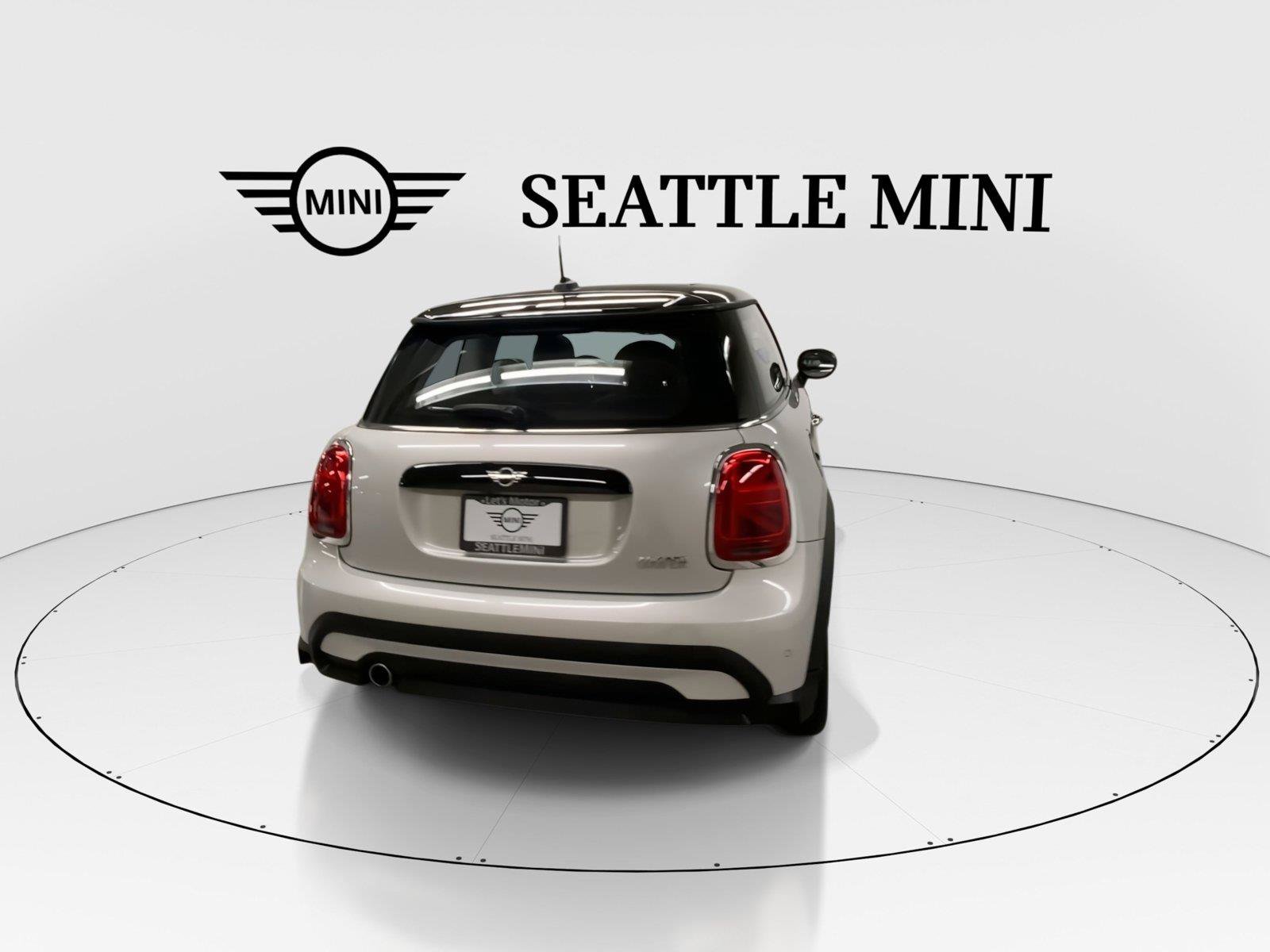 Used 2023 MINI Cooper 2-Door Hardtop FWD image 10