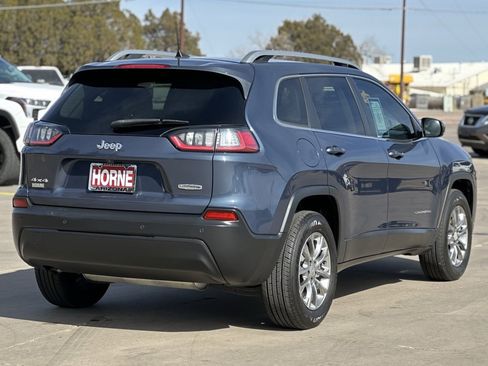 Used 2021 Jeep Cherokee Latitude Plus image 3