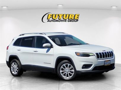 Used 2019 Jeep Cherokee Latitude w/ Popular Appearance Group