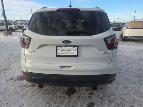Used 2018 Ford Escape SE w/ Ford Safe & Smart Package image 6