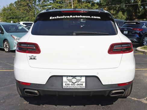 Used 2018 Porsche Macan Sport Edition AWD/4WD image 16
