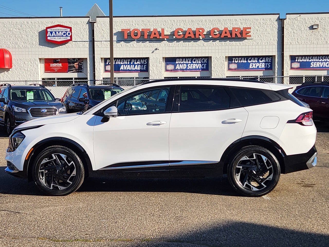 Used 2023 Kia Sportage SX AWD/4WD image 3