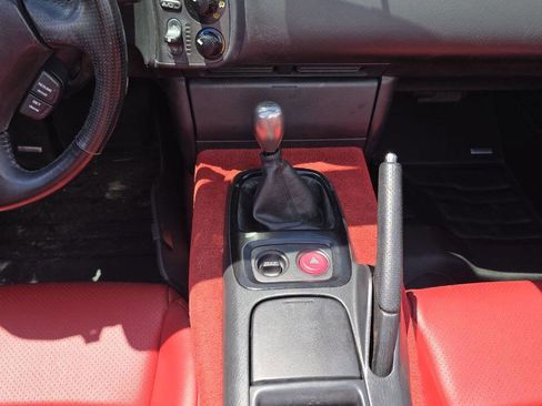 Used 2000 Honda S2000 image 22