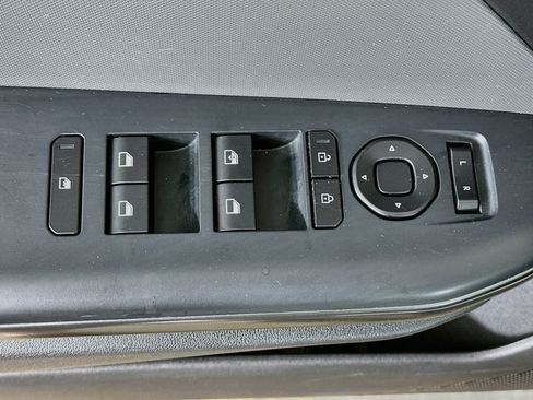Used 2025 Kia K4 FWD image 15