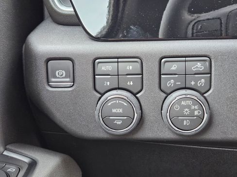 New 2026 Chevrolet Silverado 3500 LT w/ Texas Edition image 22