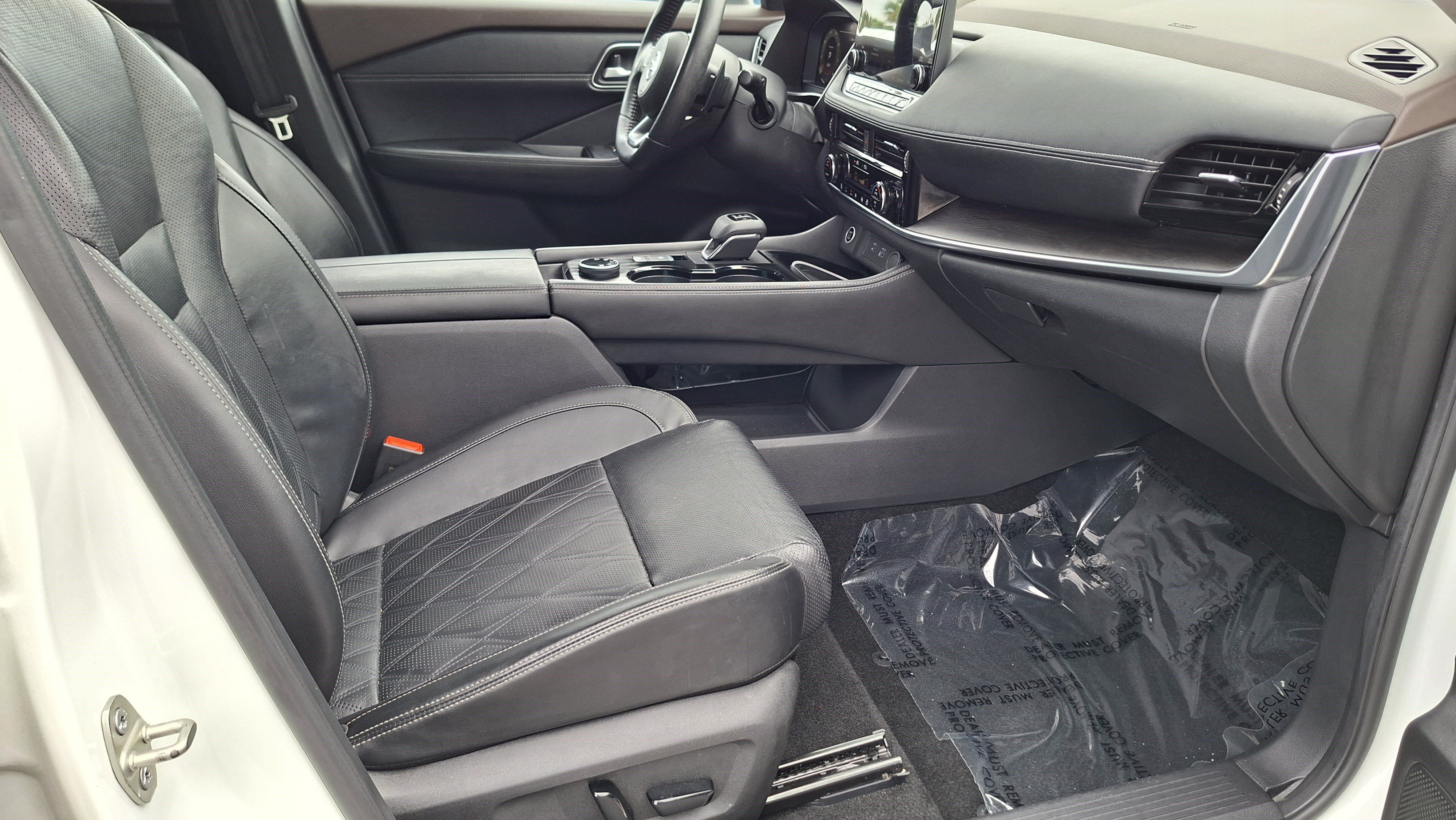 Certified 2021 Nissan Rogue Platinum AWD/4WD image 23