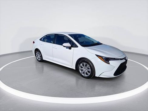 Certified 2026 Toyota Corolla LE FWD image 3