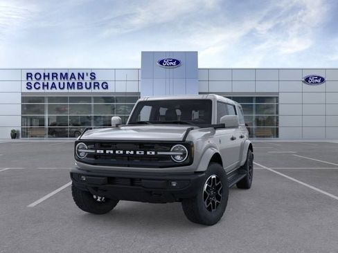 New 2026 Ford Bronco Outer Banks image 2