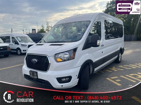 Used 2024 Ford Transit 350 XLT RWD image 4