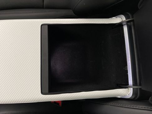 Used 2024 Tesla Model X AWD/4WD image 26