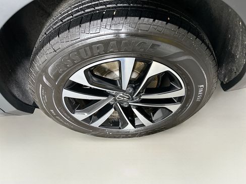 Used 2024 Volkswagen Tiguan S FWD image 11