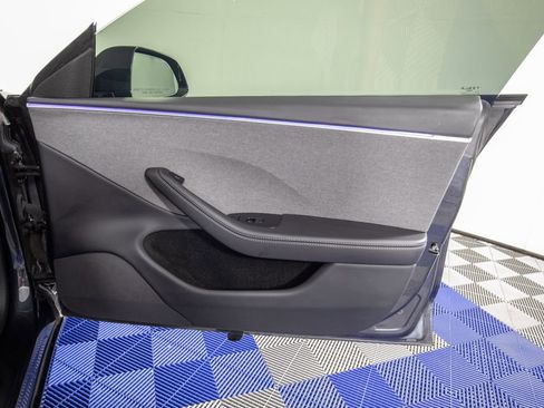 Used 2025 Tesla Model 3 Long Range RWD image 16
